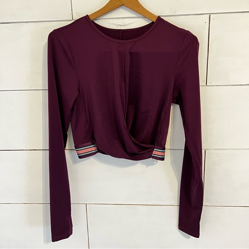 Fabletics Eco-Conscious Front Twist Long Sleeve Crop Top. Size Small. EU… - Picture 4 of 12
